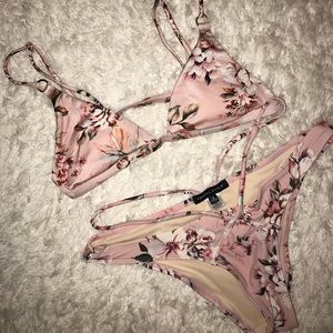 PacSun floral bikini set